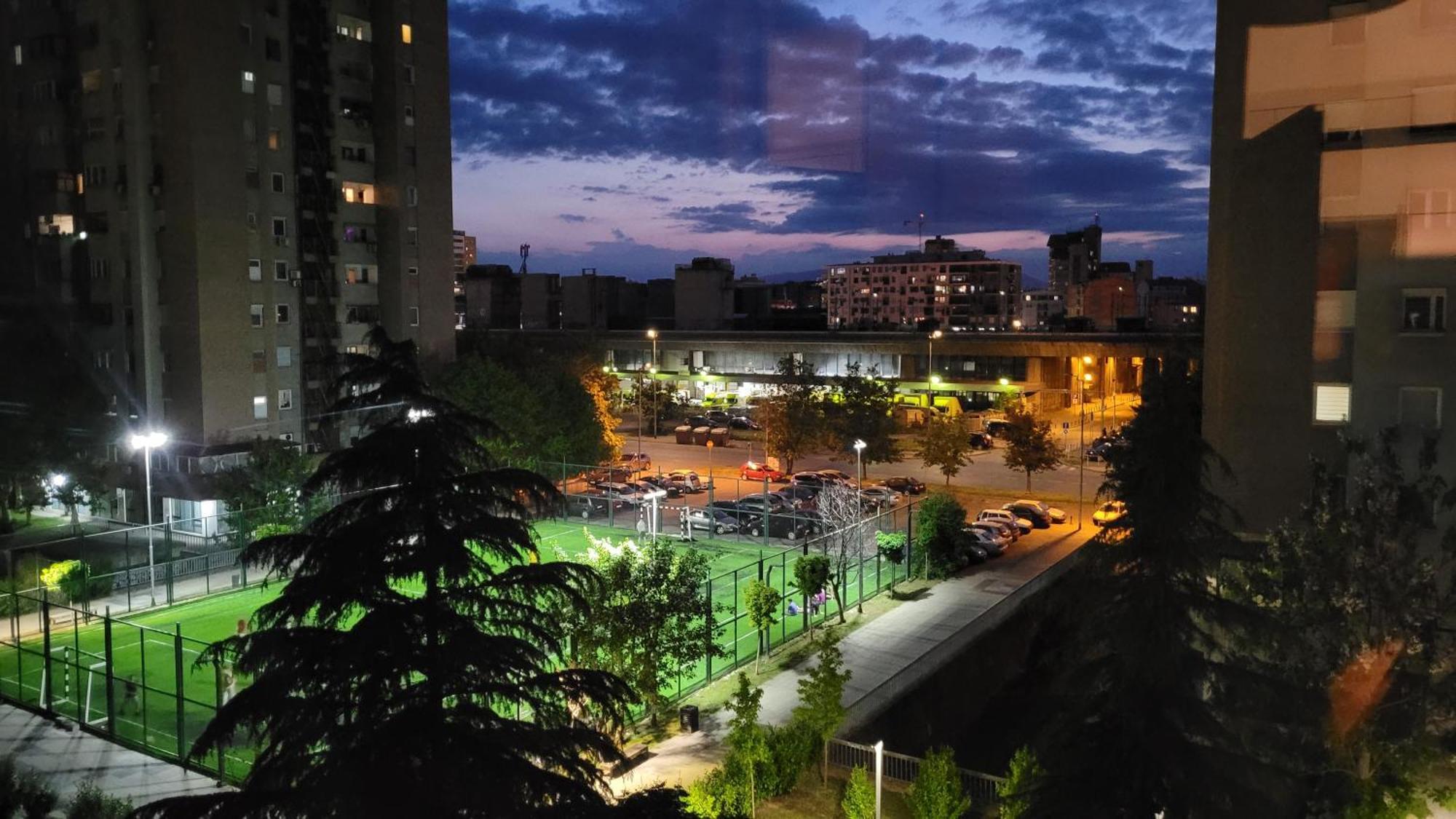 Soleil Central Apartments Скопье Экстерьер фото
